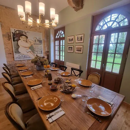 Les Ecuries Du Chateau De Brumare ベッド・アンド・ブレックファスト