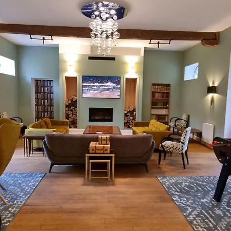 ベッド・アンド・ブレックファスト Les Ecuries Du Chateau De Brumare Brestot