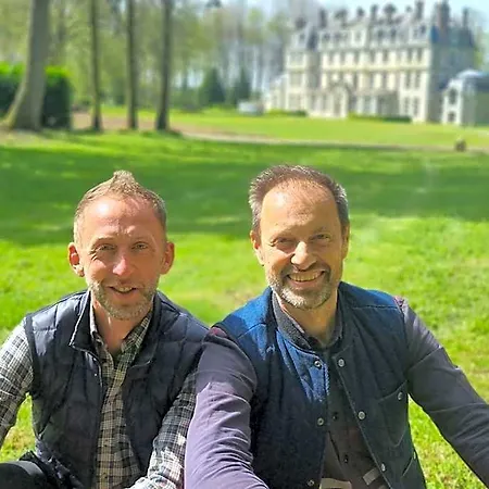 Bed & Breakfast Les Ecuries Du Chateau De Brumare 3*