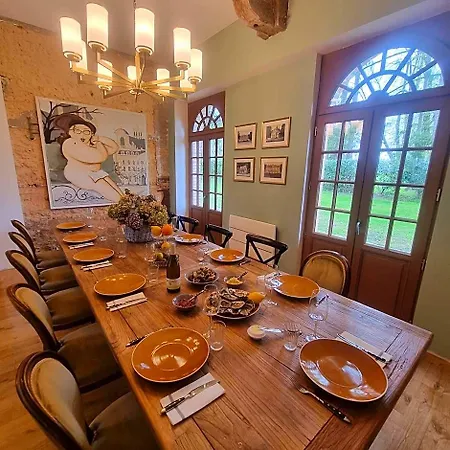 Bed & Breakfast Les Ecuries Du Chateau De Brumare