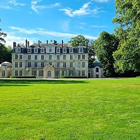 Les Ecuries Du Chateau De Brumare Bed & Breakfast Brestot